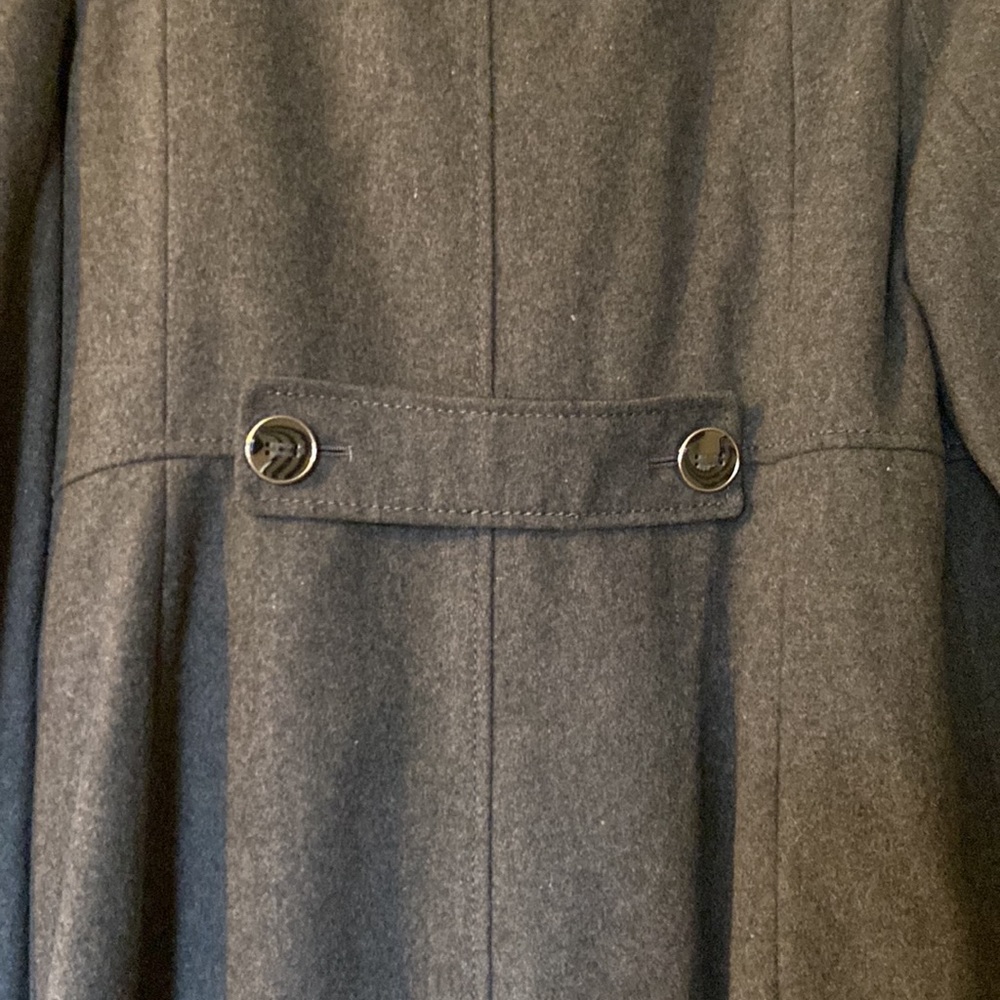 Coat - Picture 10 of 13
